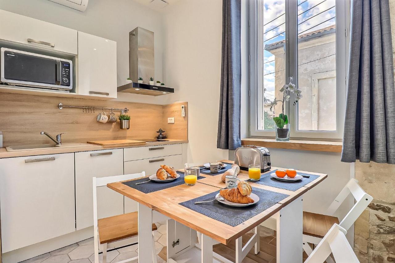 Appart Cosy Terrasse Gare De Nimes Leilighet Eksteriør bilde